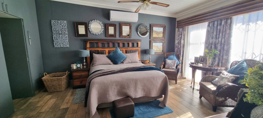 5 Bedroom Property for Sale in Dan Pienaar Free State